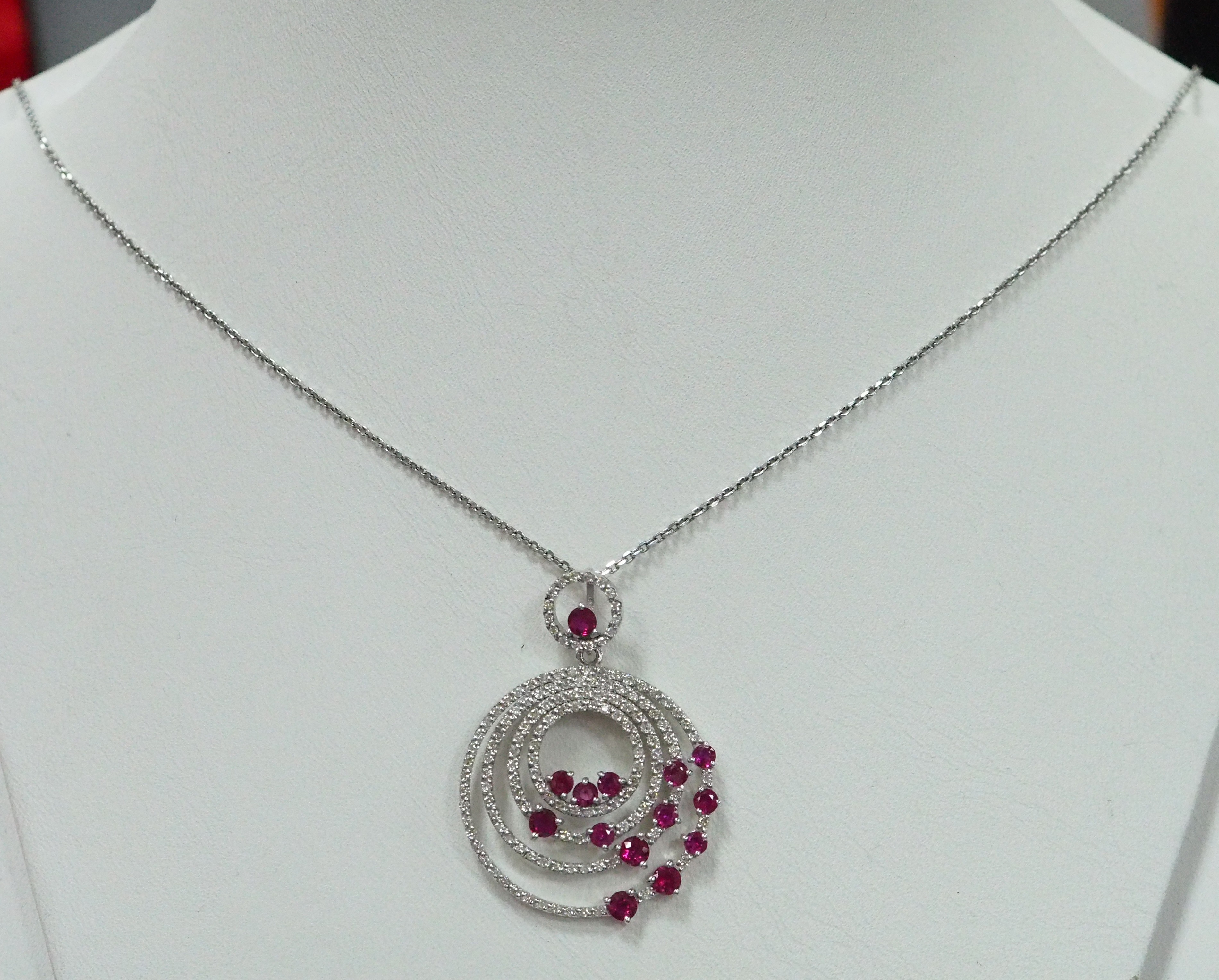 10711-000142 Колье (Au 585)